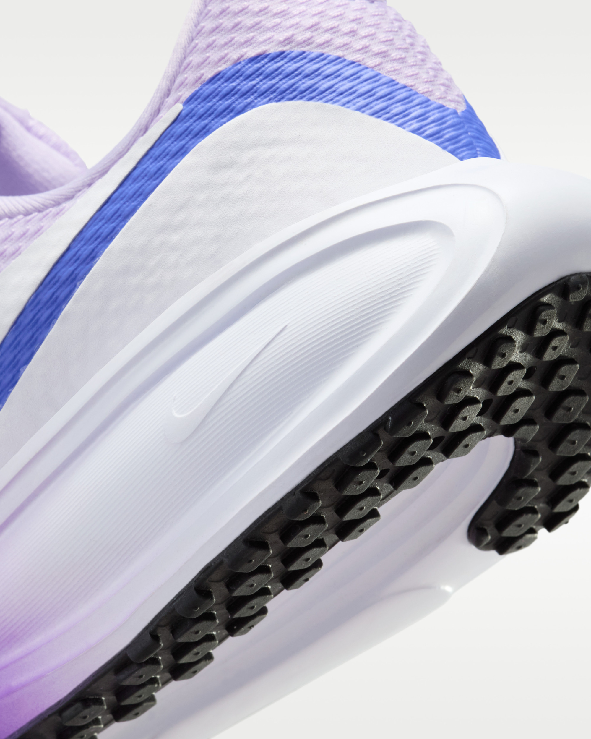 Кросівки Nike W REVOLUTION 8 HJ8485-500