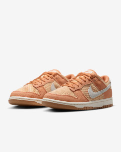 Кросівки Nike Dunk Low HJ5864-200