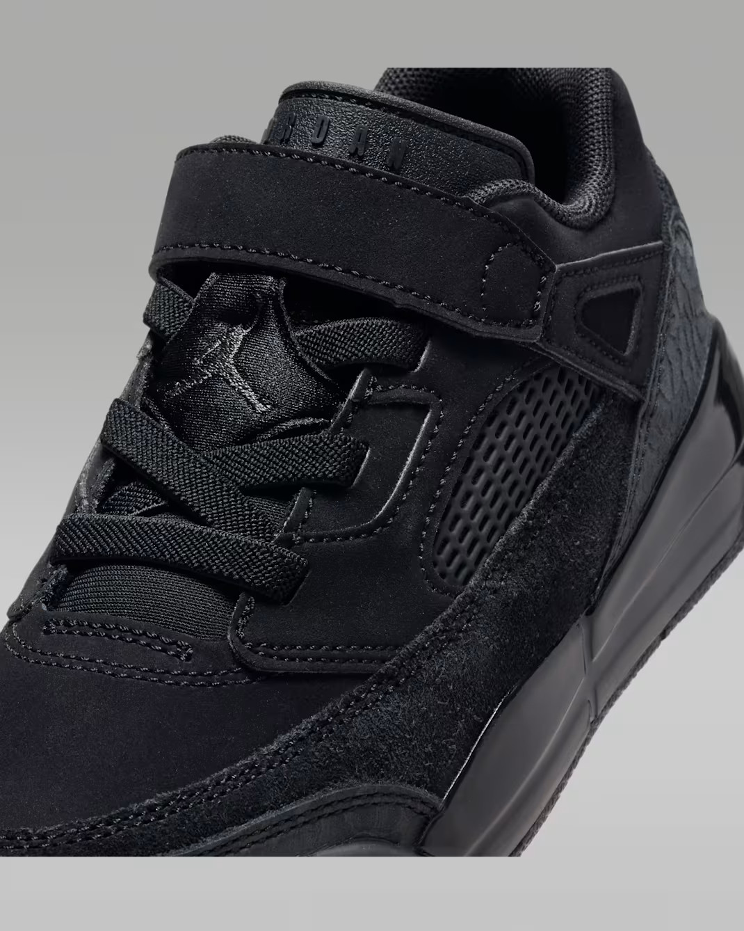 Кросівки FQ3951-001 Nike FQ3951-001