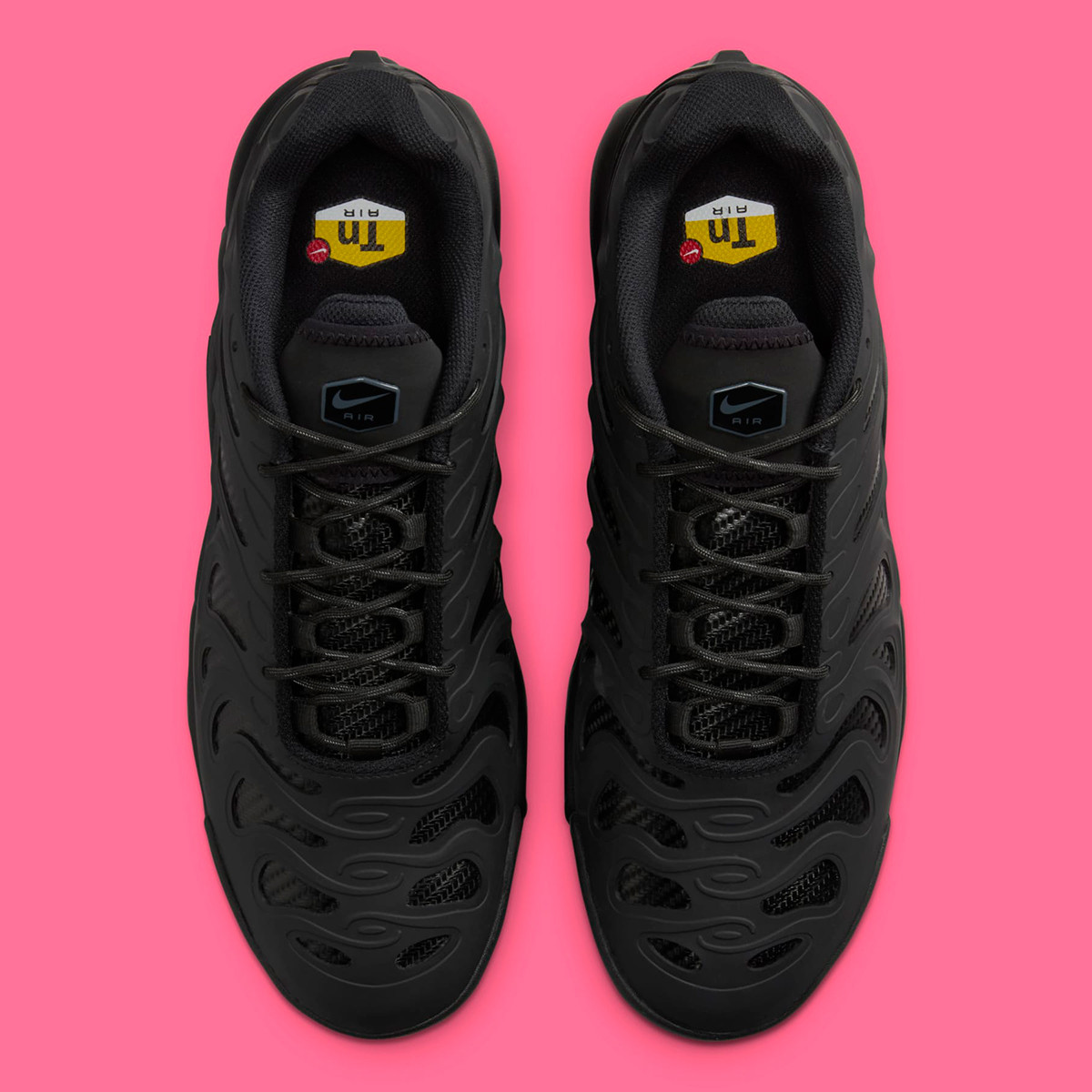 Кросівки Nike AIR MAX PLUS DRIFT HF0785-001