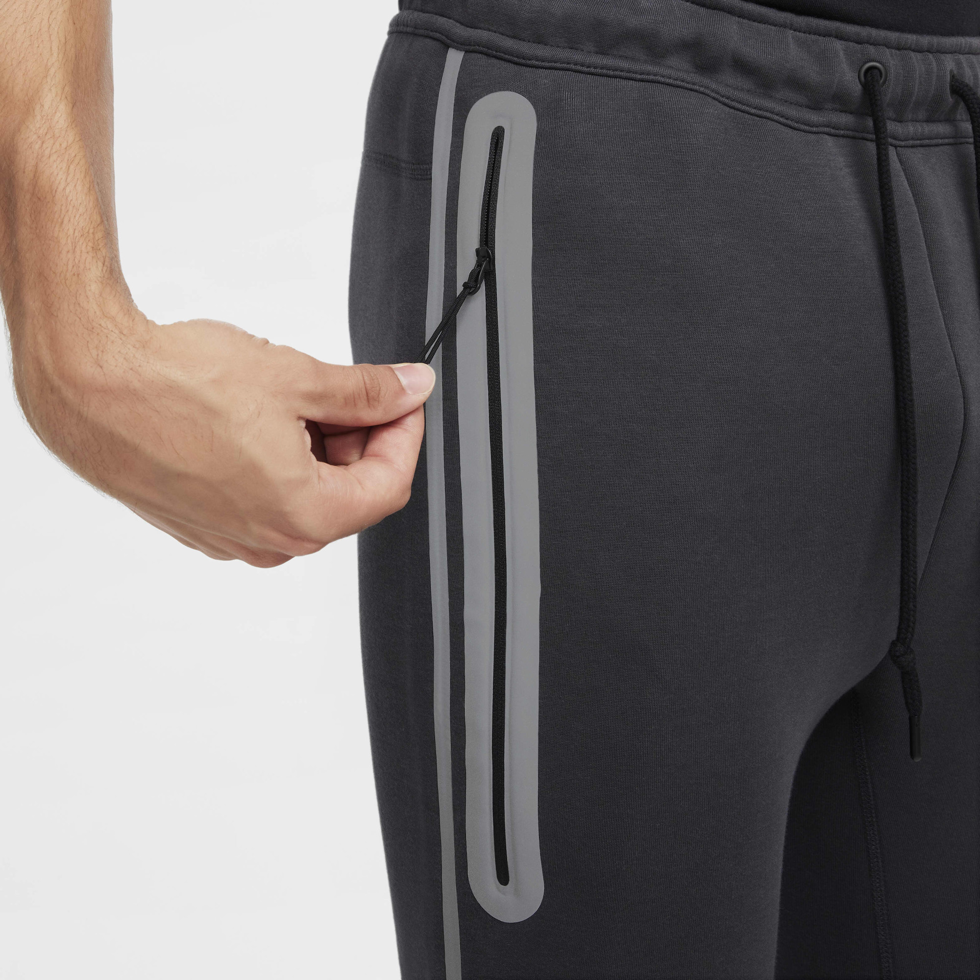 Штани Nike Sportswear Tech Fleece gray HQ3747-060