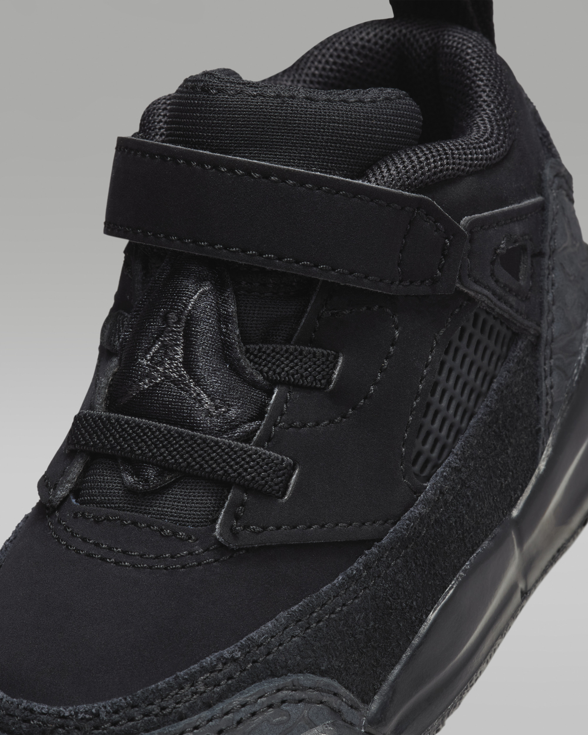 Кросівки Jordan SPIZIKE LOW (TD) FQ3952-001