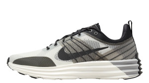 Кросівки Nike Lunar Roam DV2440-102