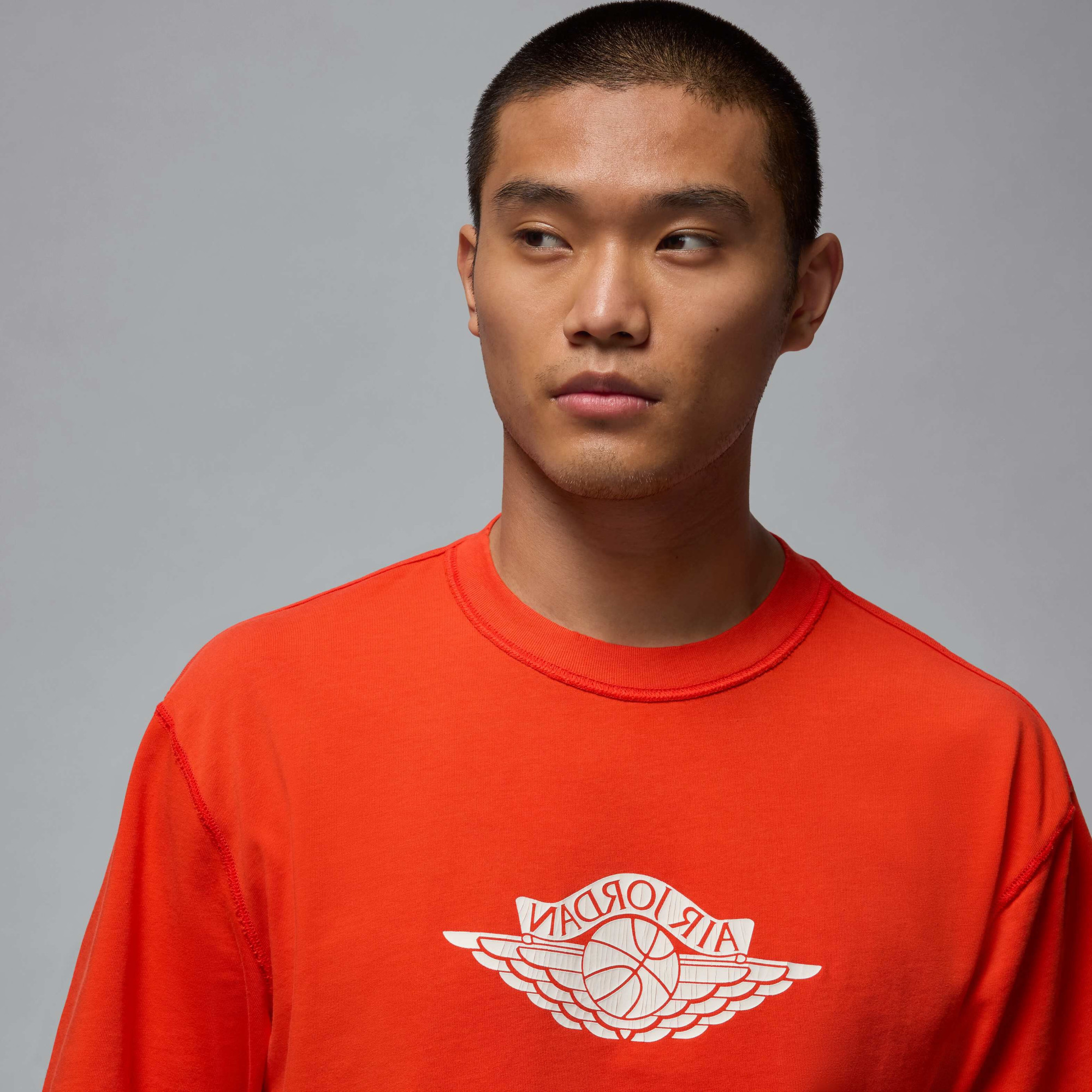 Футболка чоловіча Air Jordan Rare Air Wsh 85 Ss Crew Red IB3130-673