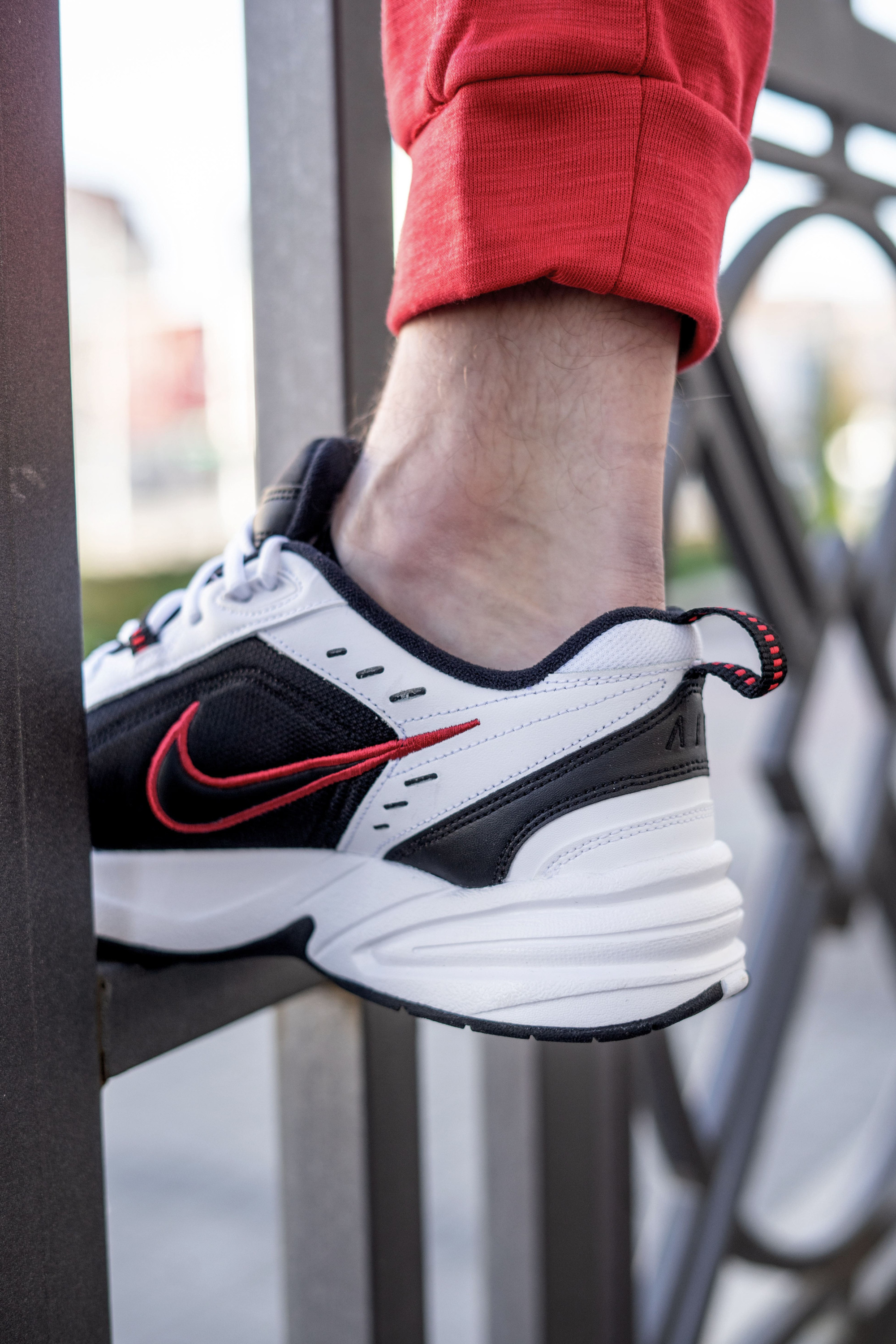 Кросівки Nike AIR MONARCH IV 415445-101