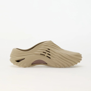 Кросівки Crocs Debuts All-New Echo Wave MOTH