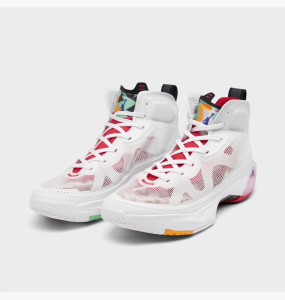 Кросівки баскетбольні JORDAN AIR JORDAN XXXVII DD6958-160