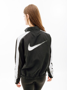 Вітровка Nike W NK SWSH RUN JKT DX1037-010