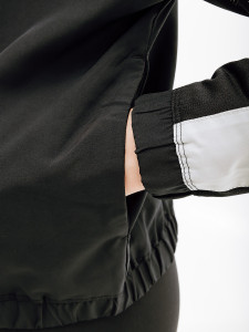 Вітровка Nike W NK SWSH RUN JKT DX1037-010