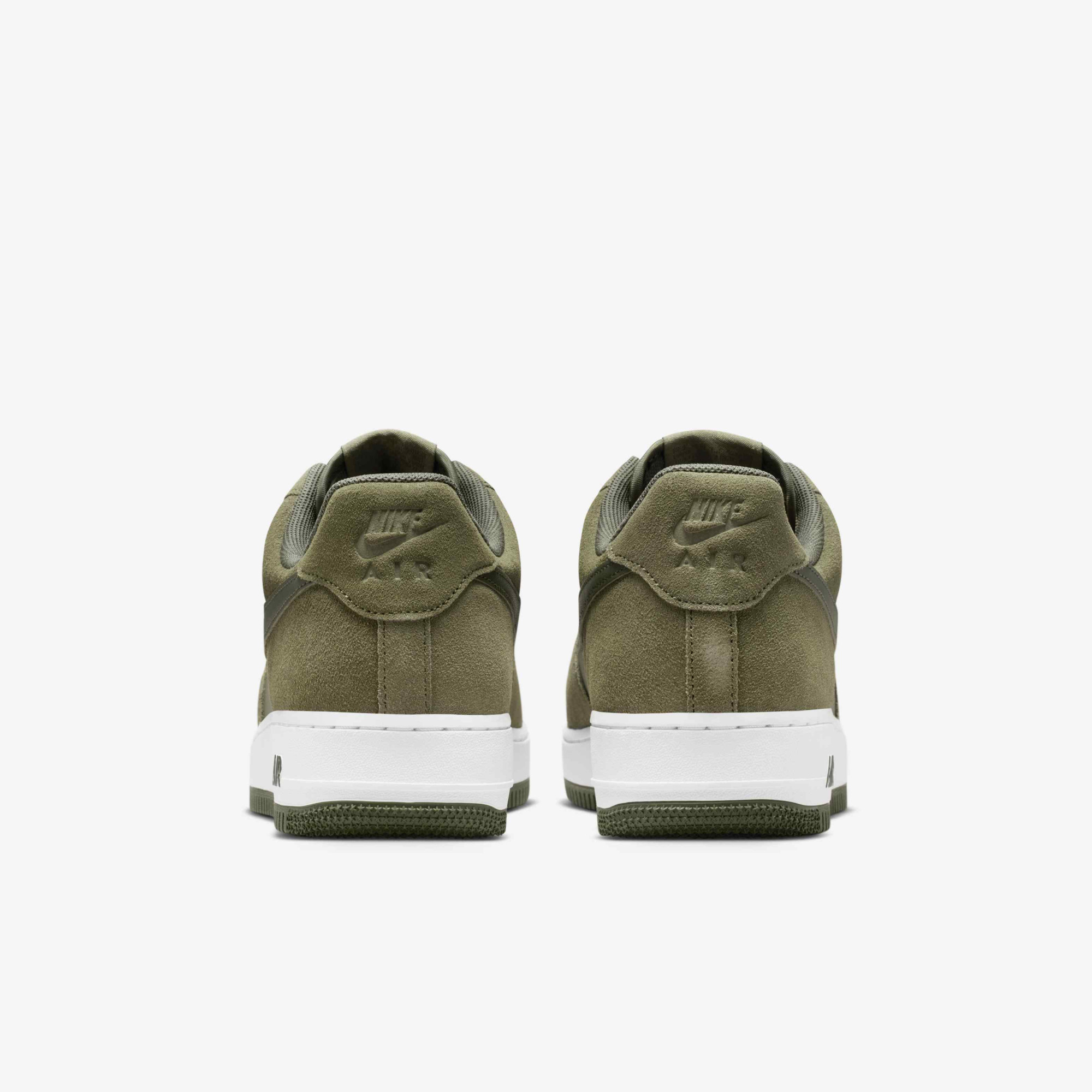 Кросівки Nike AIR FORCE 1 07 LV8 IB6388-200