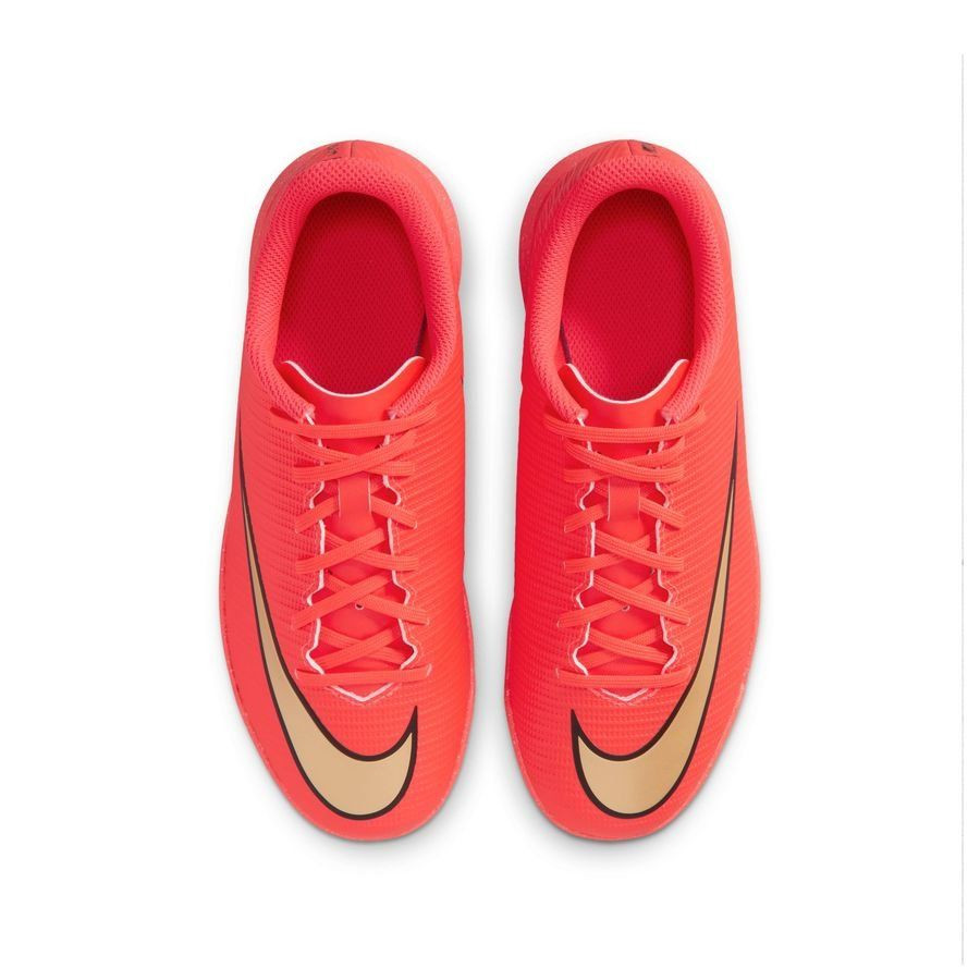Сороконіжки Nike JR VAPOR 17 CLUB TF IO1484-600