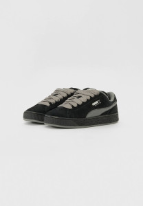 Кросівки Puma Suede XL Black/Grey 403963-01
