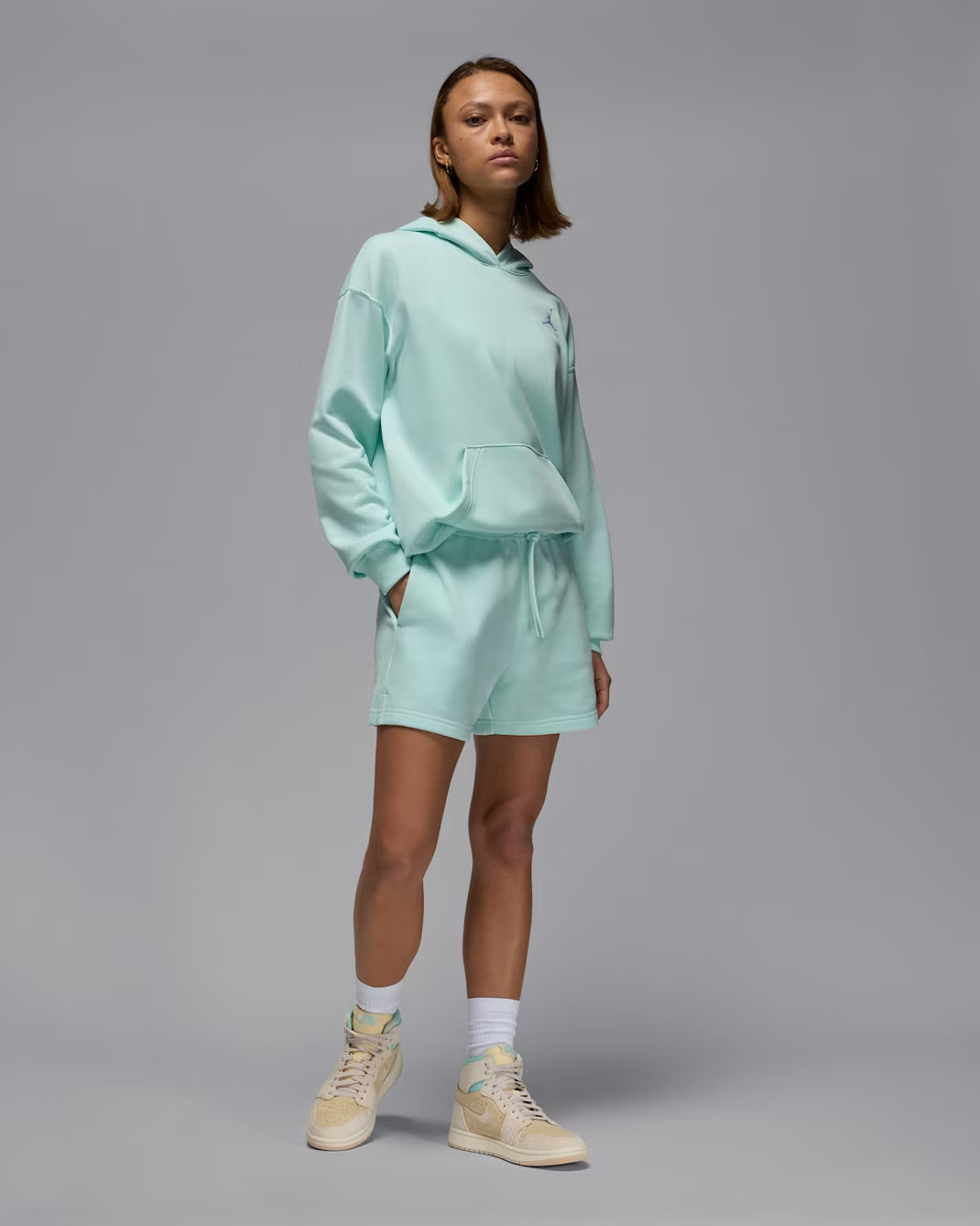 Шорти жіночі Air Jordan Brooklyn Fleece Green HJ1365-357