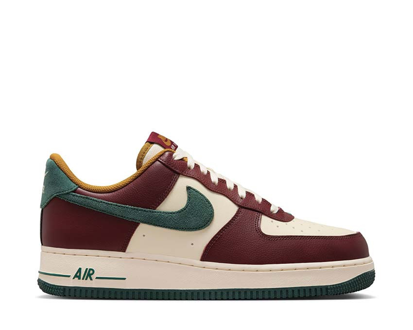 Кросівки NIKE AIR FORCE 1 07 LV8 HQ3612-113