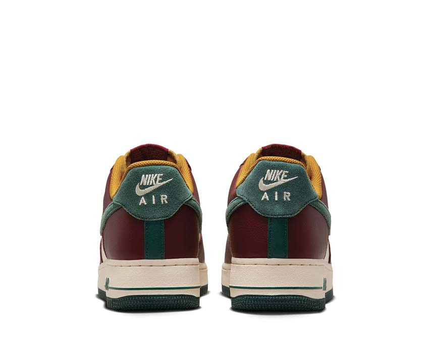 Кросівки NIKE AIR FORCE 1 07 LV8 HQ3612-113