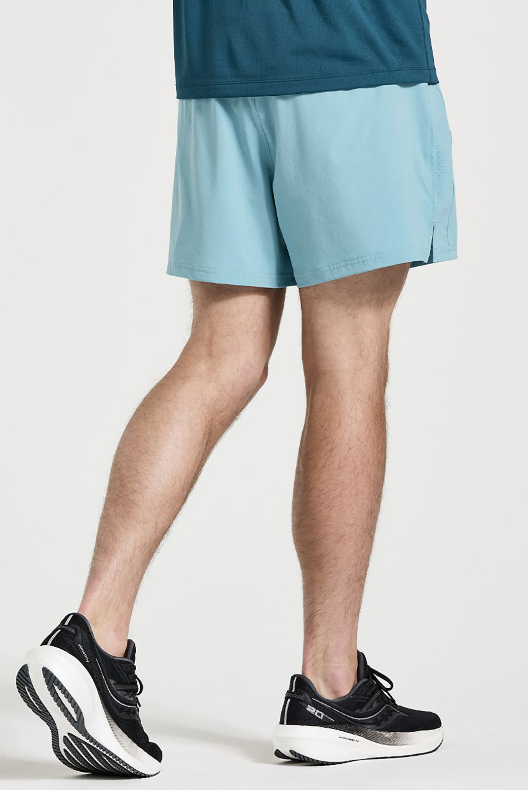 Шорти Saucony OUTPACE 5" SHORT 800243-RN