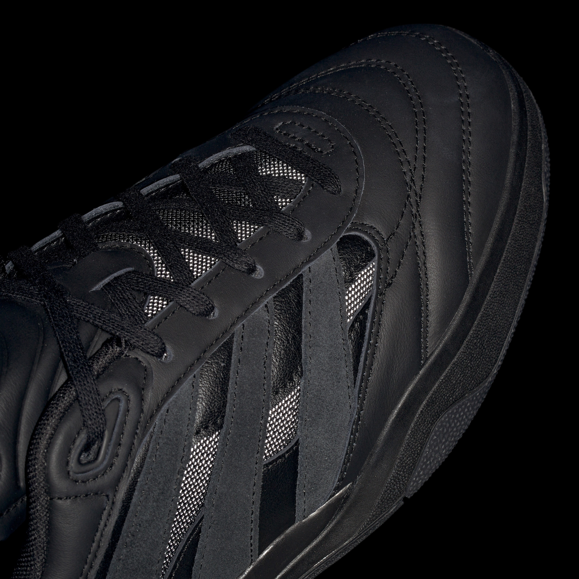 Кросівки Adidas Predator Mundial IF9605