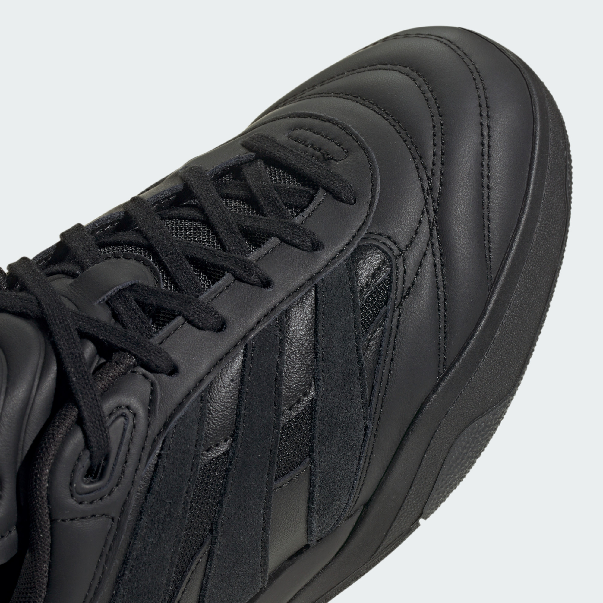 Кросівки Adidas Predator Mundial IF9605
