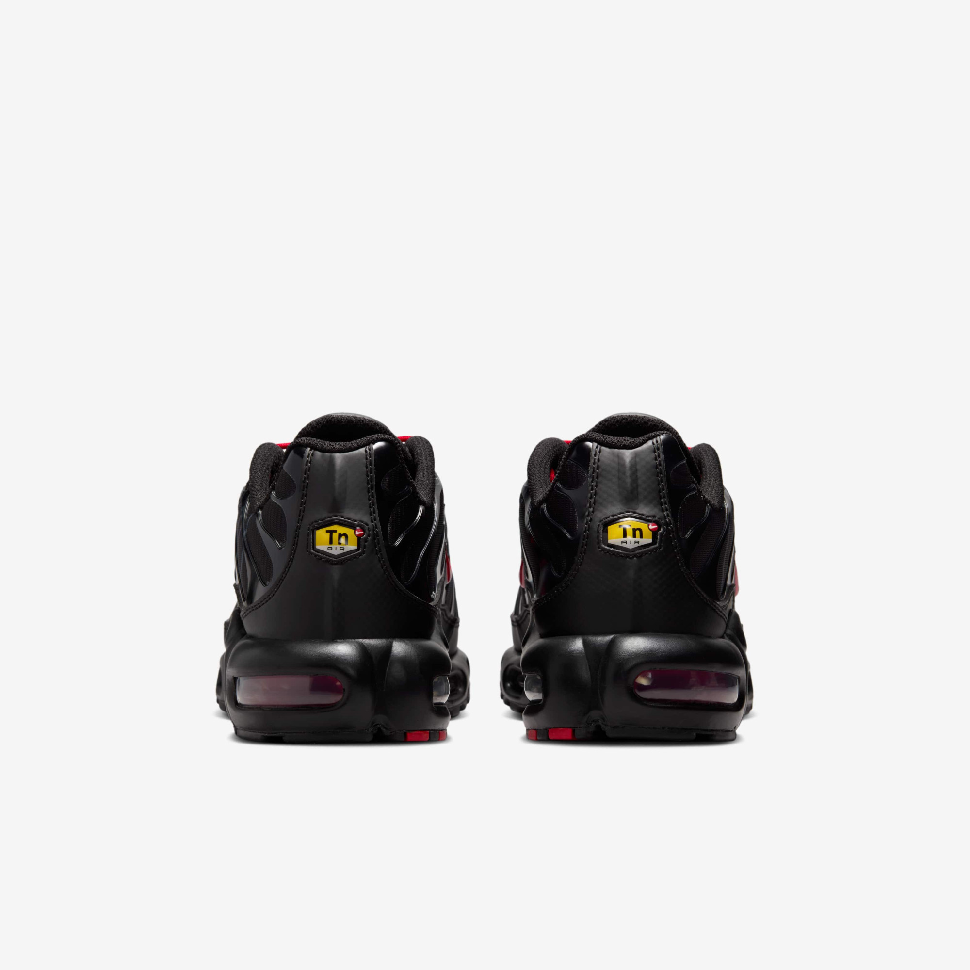 Кросівки Nike AIR MAX PLUS IH4459-001