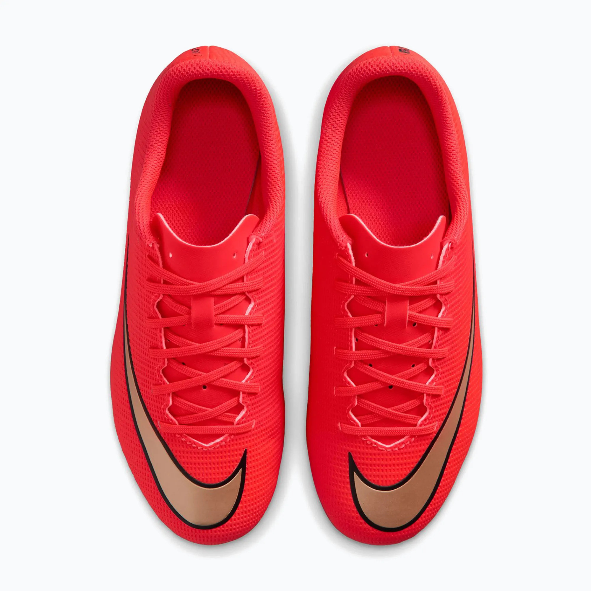 Бутси Nike JR VAPOR 17 CLUB FG/MG IO1487-600