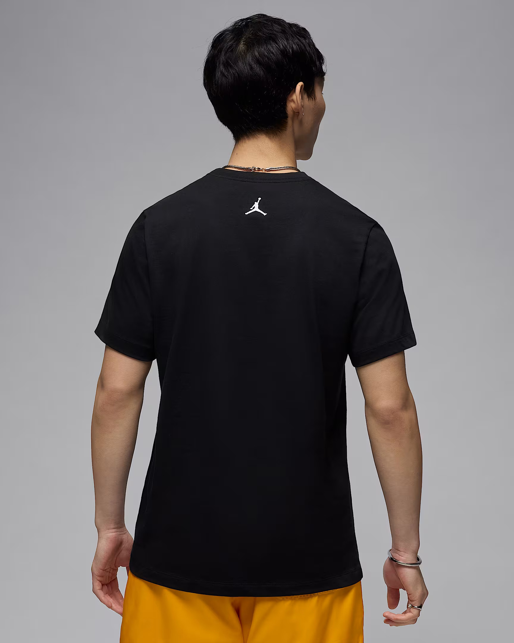 Футболка Air Jordan ESS FLAMINGO SS CREW BLACK HJ2399-010
