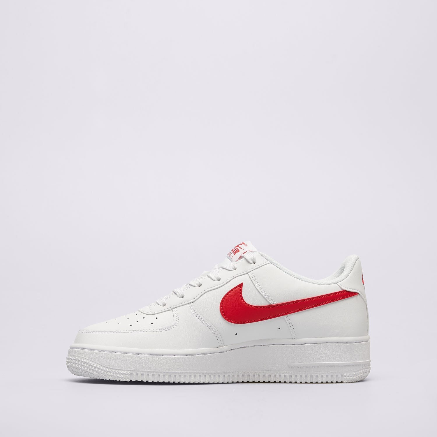Кросівки Nike Air Force 1 LV8 (FV7020-101) FV7020-101