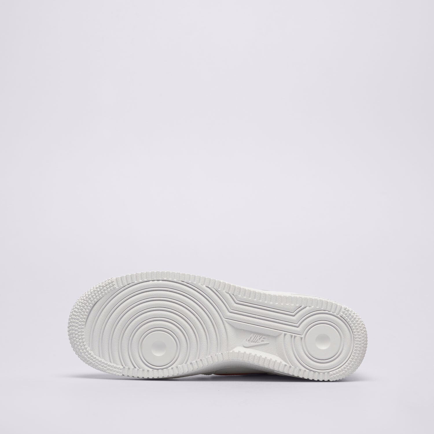 Кросівки Nike Air Force 1 LV8 (FV7020-101) FV7020-101