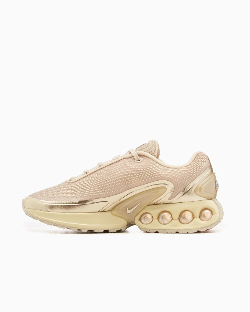 Кросівки Nike W AIR MAX DN HV4861-200