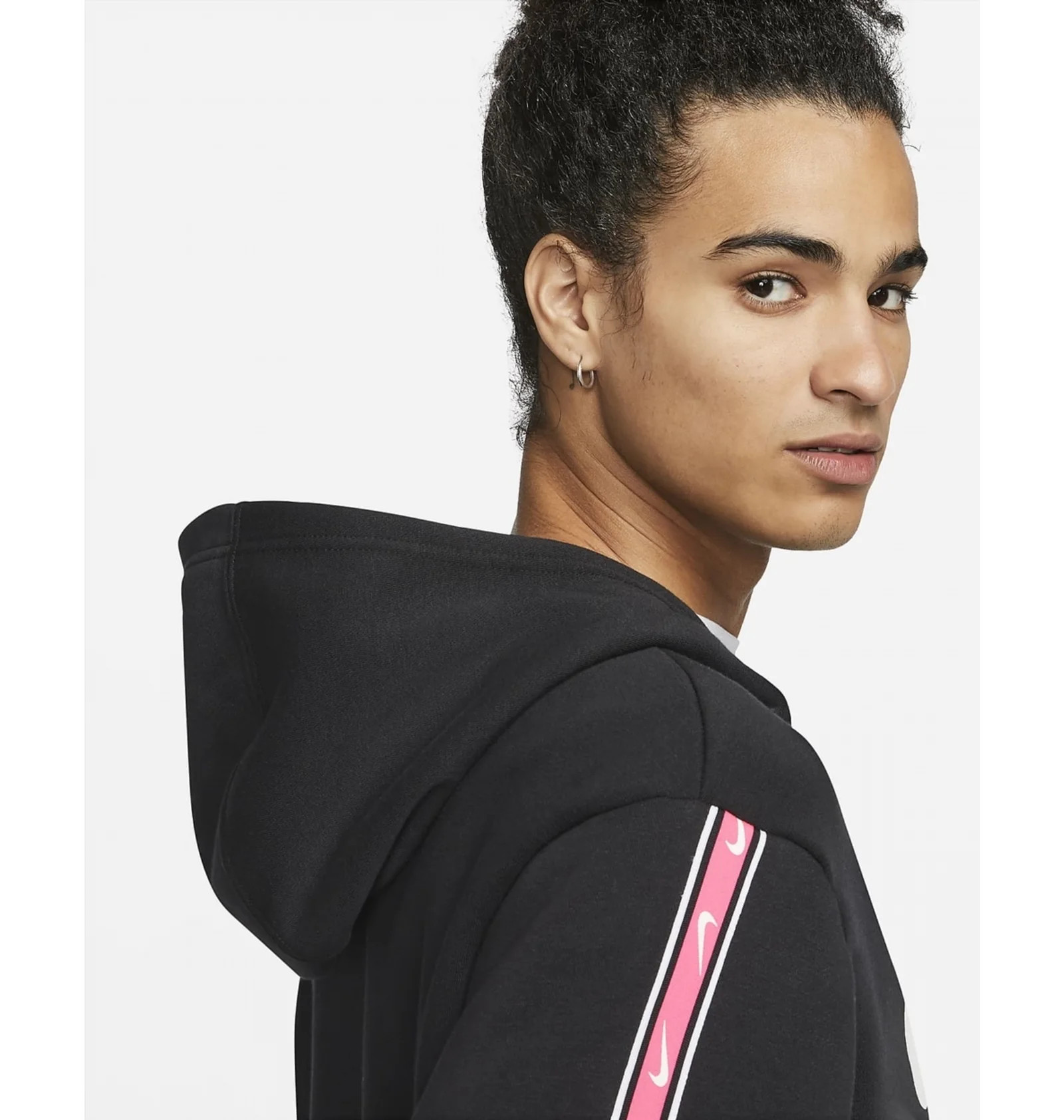 Худі чоловіче Nike Repeat Black DX2028-013