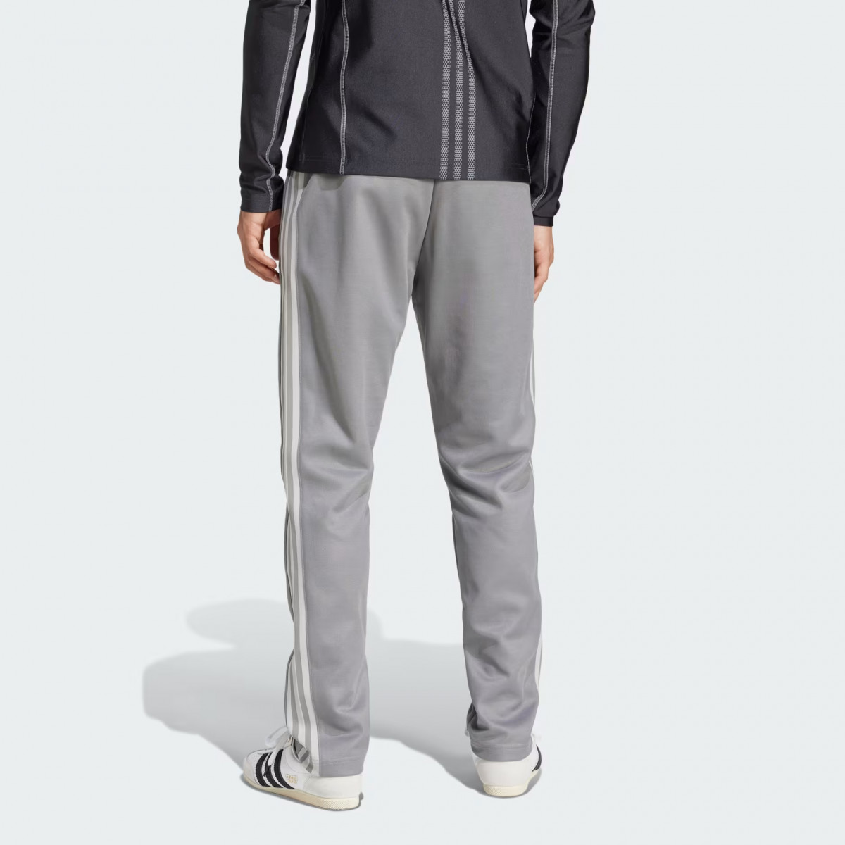 Штани спортивні CLASSIC TP JP1227 Adidas L Сірий JP1227