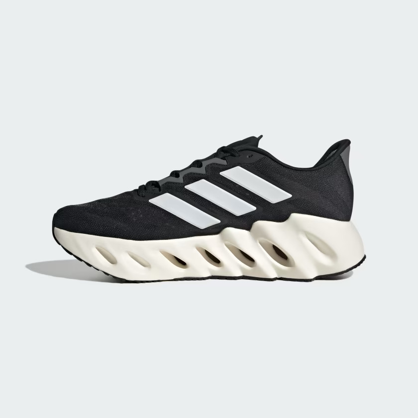 Кросівки ADIDAS SWITCH FWD M ID1780 Adidas 9,5 (44) Чорний ID1780
