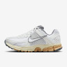 Кросівки Nike Zoom Vomero 5 FJ2028-101