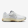 Кросівки Nike Zoom Vomero 5 FJ2028-101