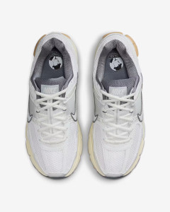 Кросівки Nike Zoom Vomero 5 FJ2028-101