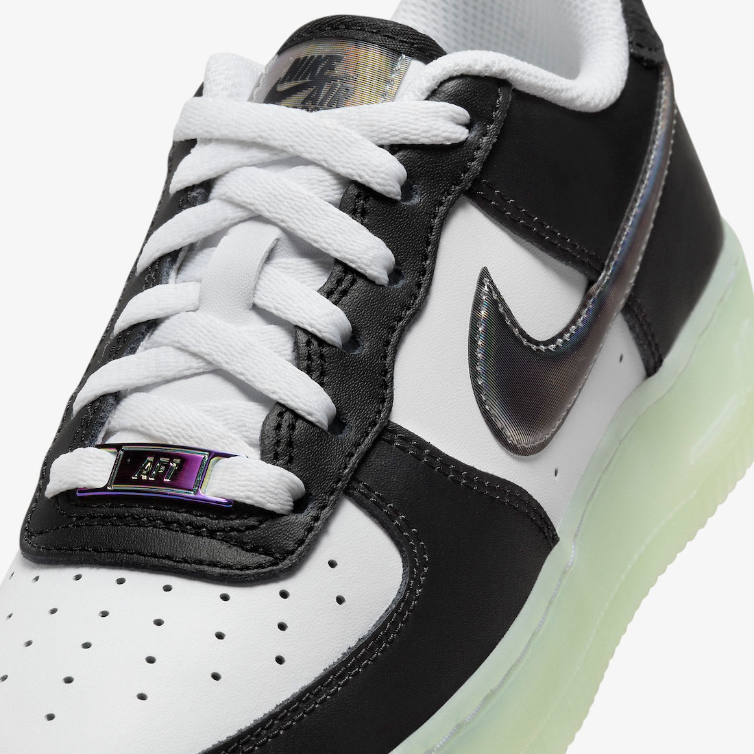 Кросівки жіночі Nike Air Force 1 Low FZ5529-103 36.5 FZ5529-103