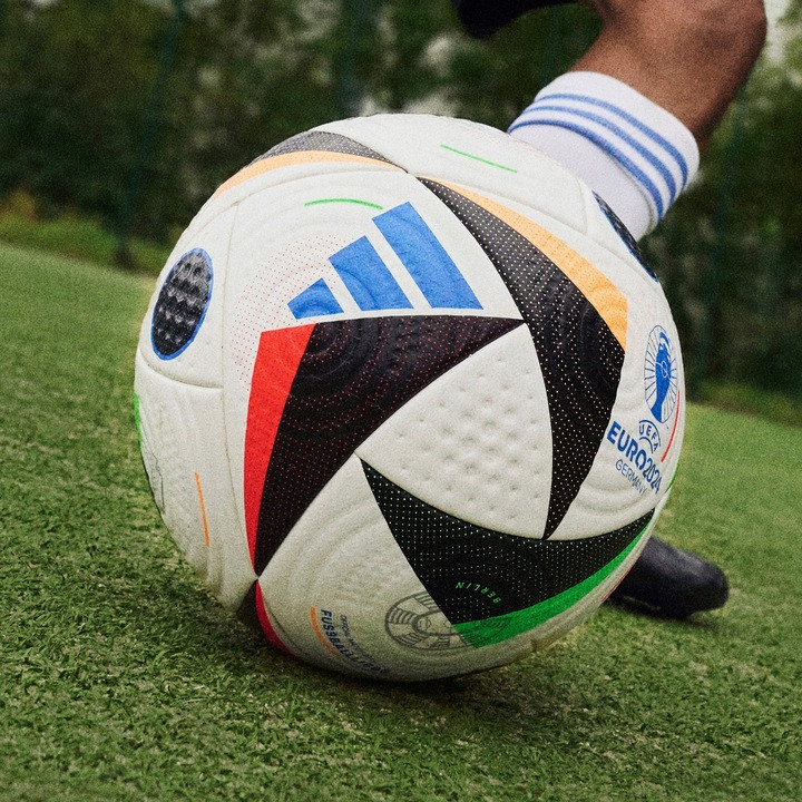 Adidas EURO24 PRO IQ3682