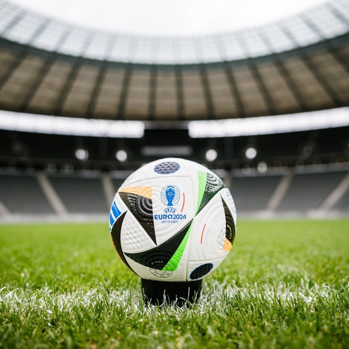 Adidas EURO24 PRO IQ3682