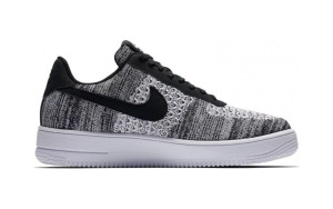 Кросівки Nike AV3042-001