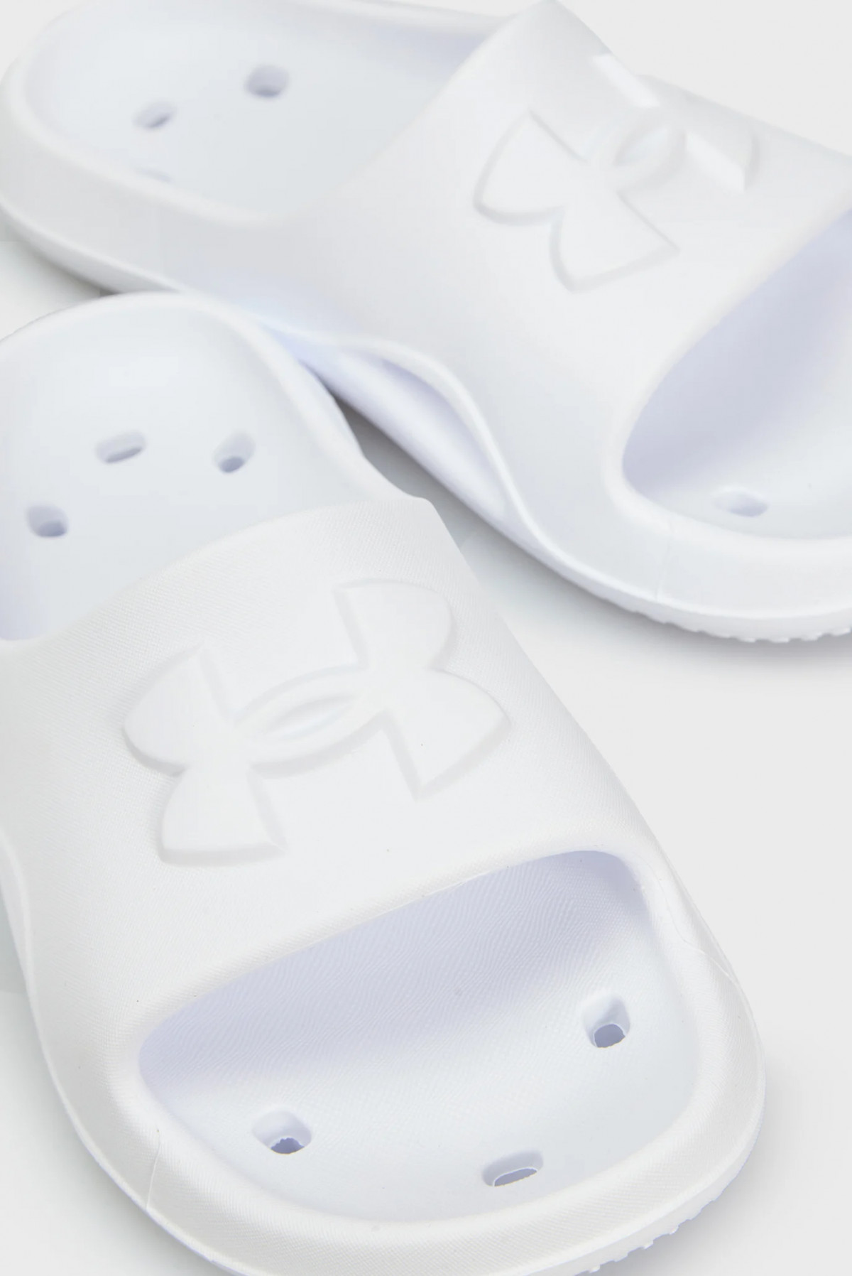 Шльопанці Under Armour Locker V Slide 3028095-100