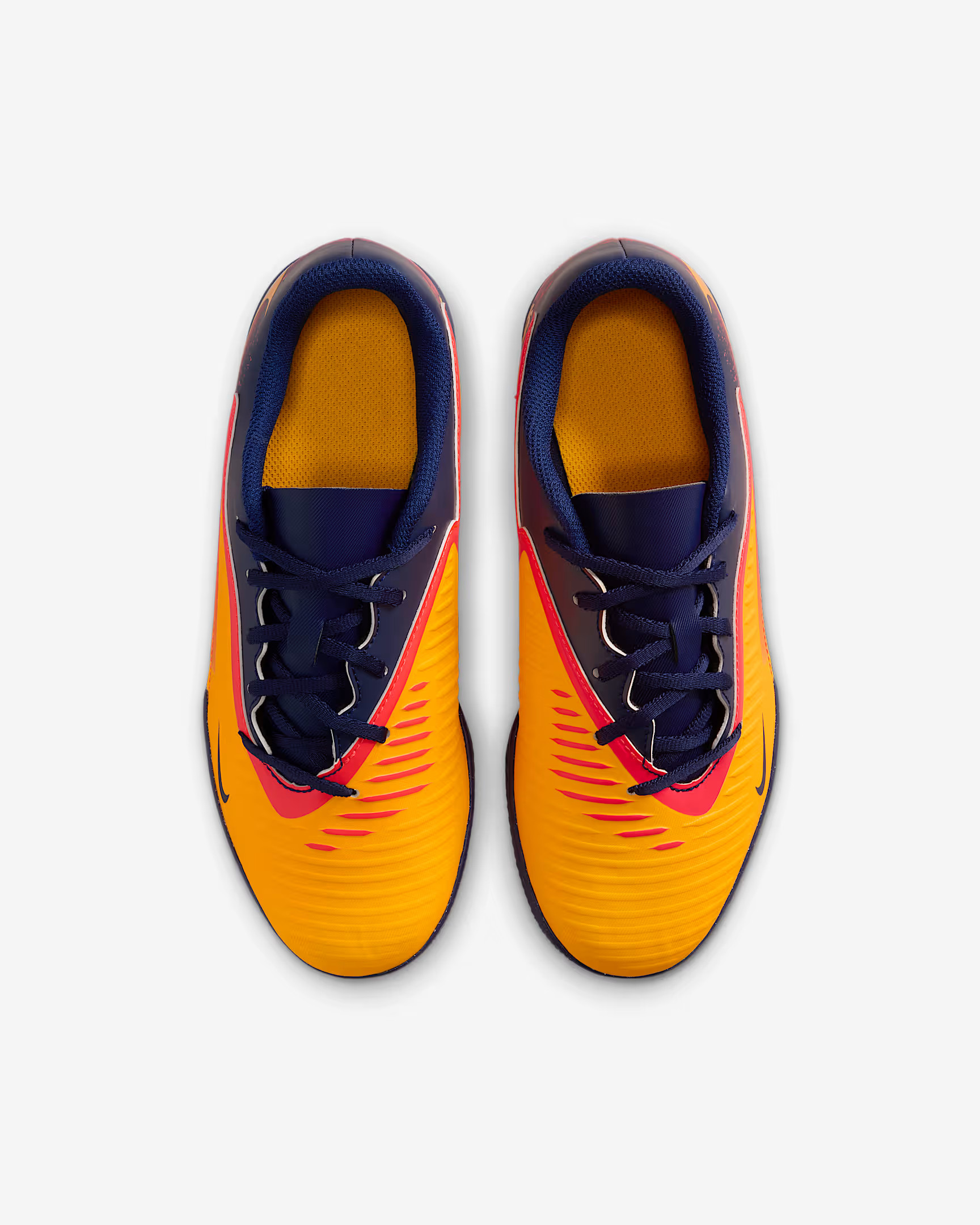 Бутси Nike JR PHANTOM 6 LOW CLUB IC EH IH1803-800