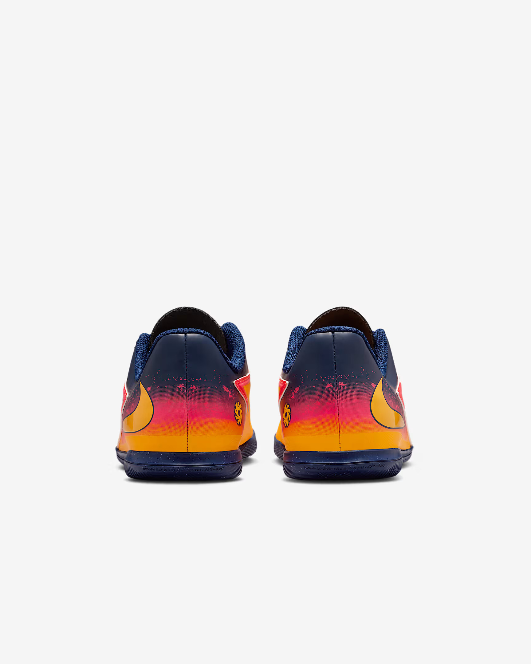 Бутси Nike JR PHANTOM 6 LOW CLUB IC EH IH1803-800