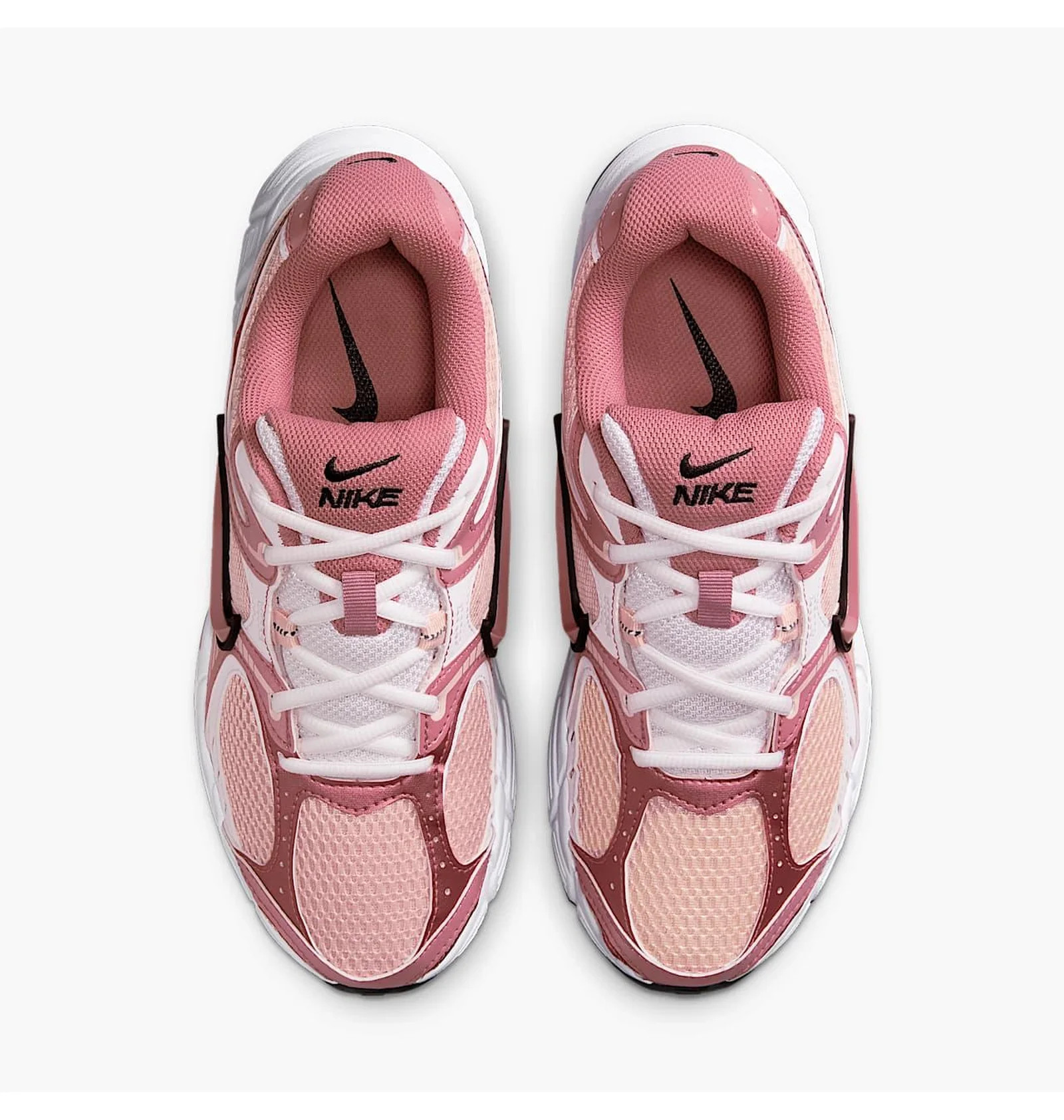 Кросівки Nike W V5 RNR IF2330-600