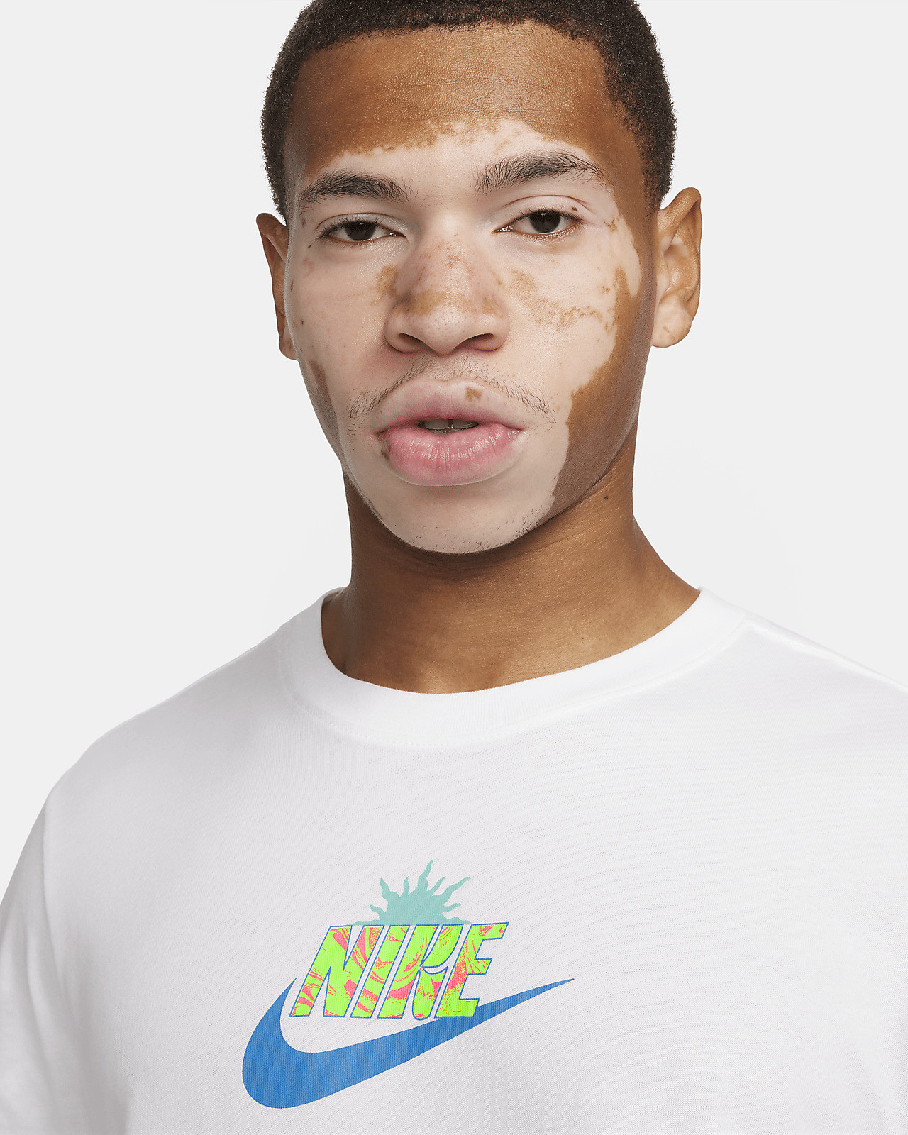 Футболка FQ3748-100 Nike FQ3748-100