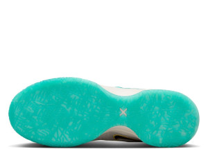 Кросівки Nike Liverpool F.C. X Zoom Lebron Nxxt Gen Ampd Beige FJ1566-101