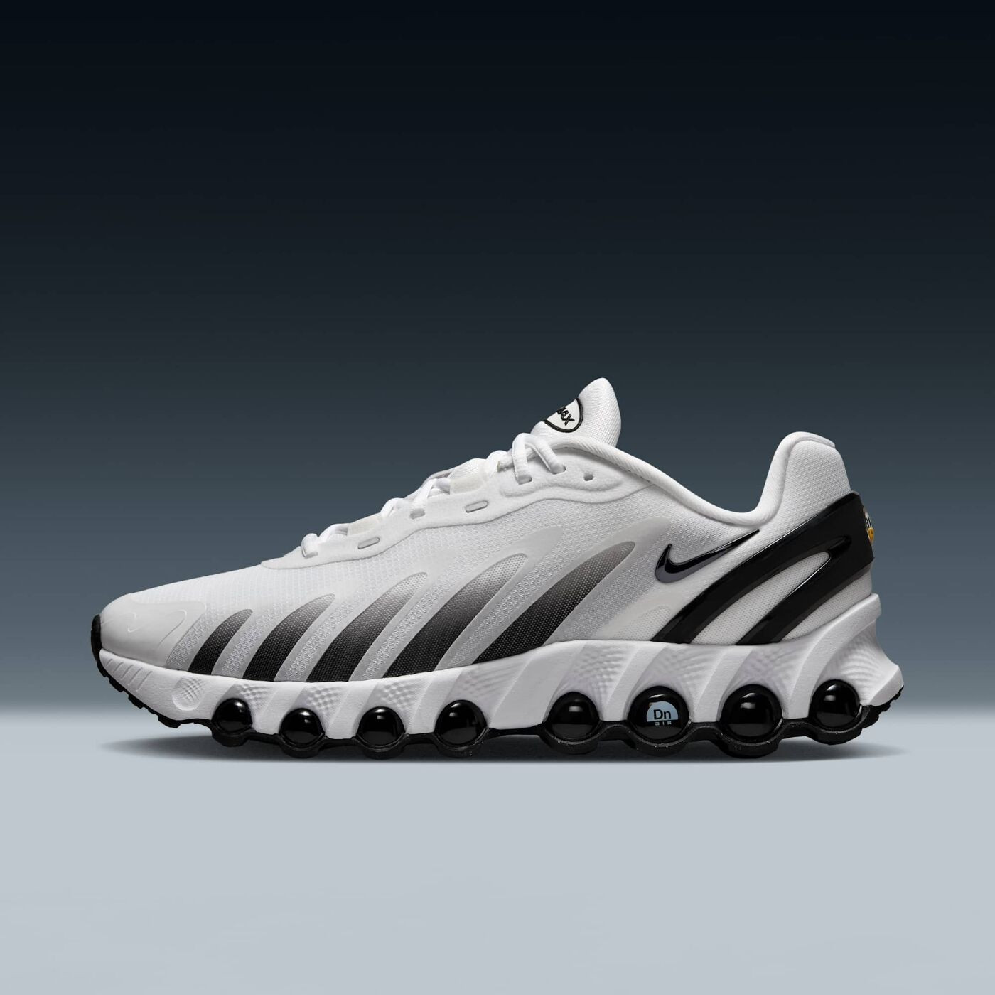 Кросівки чоловічі Nike Air Max Dn8 Black FQ7860-100