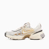 Кросівки жіночі Nike V2k Run (HJ7245-100) HJ7245-100
