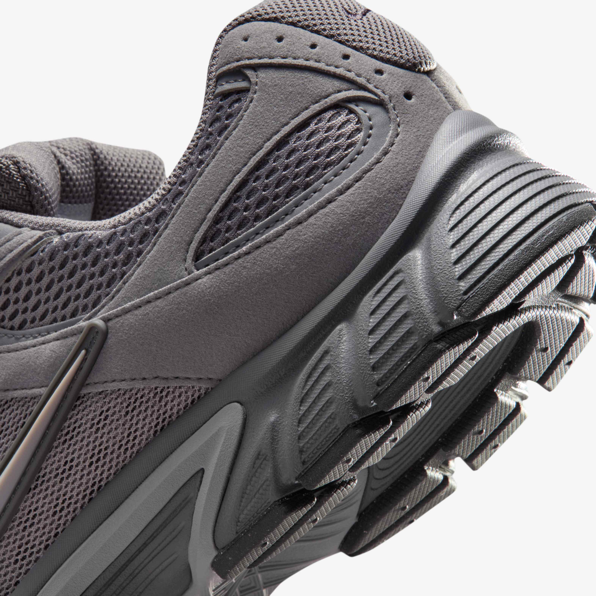 Кросівки Nike V5 RNR II6292-006