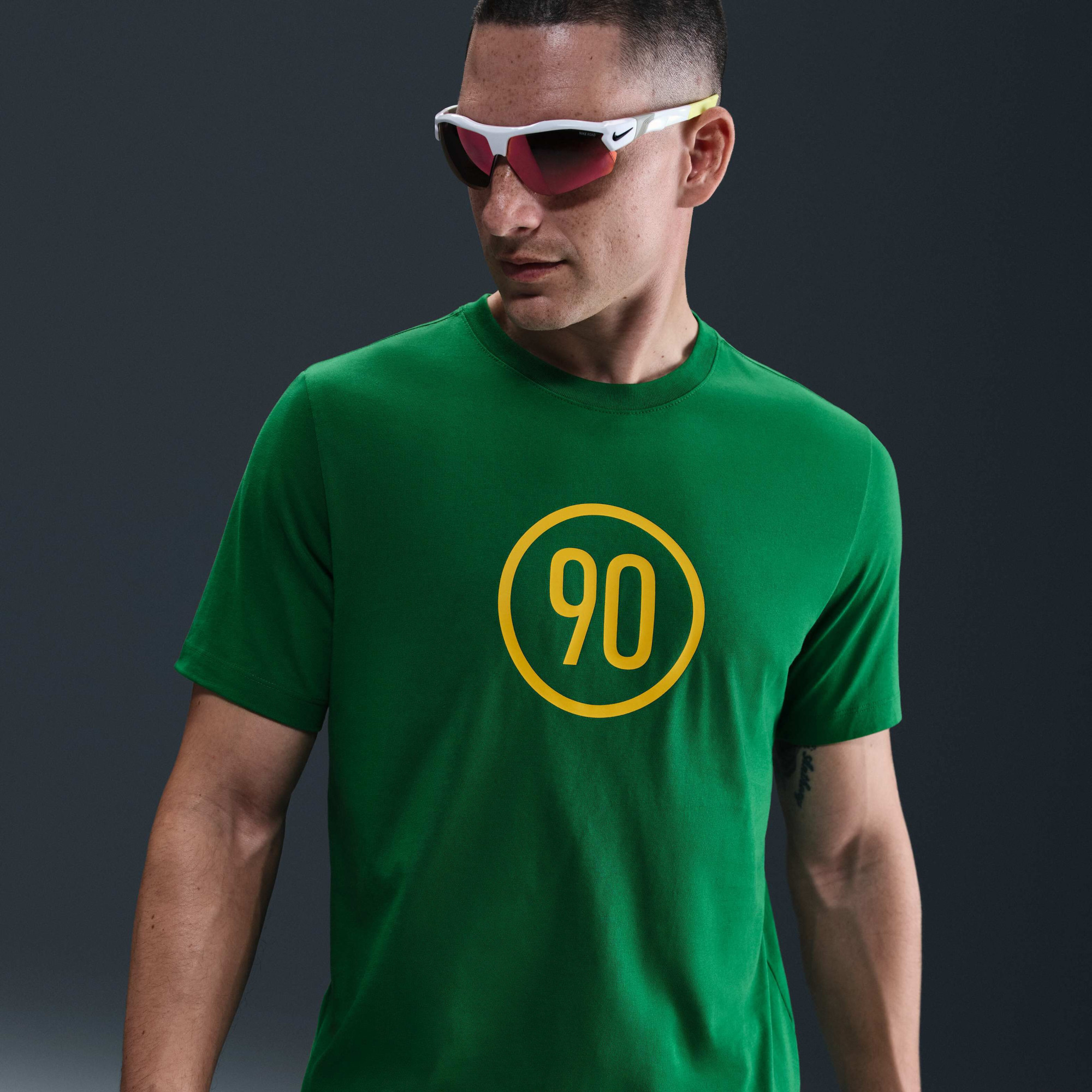 Футболка чоловіча Nike Total 90 Tee Green IB6032-302