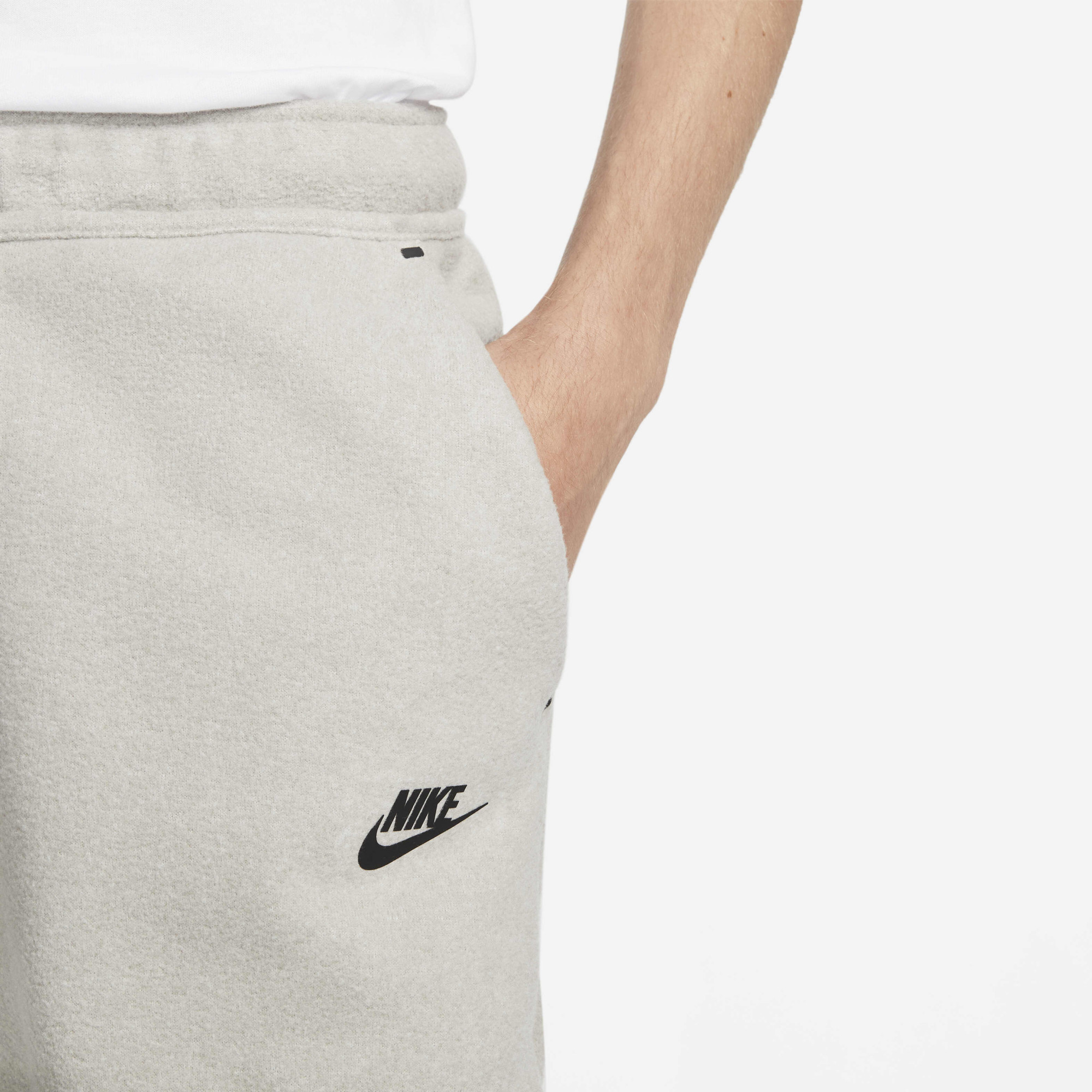 Штани чоловічі Nike Sportswear Tech Fleece Men S Winterized Joggers Beige Dq4808-016 DQ4808-016