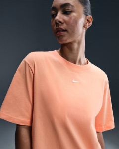 Футболка жіноча Nike Essntl Lbr Peach FD4149-844